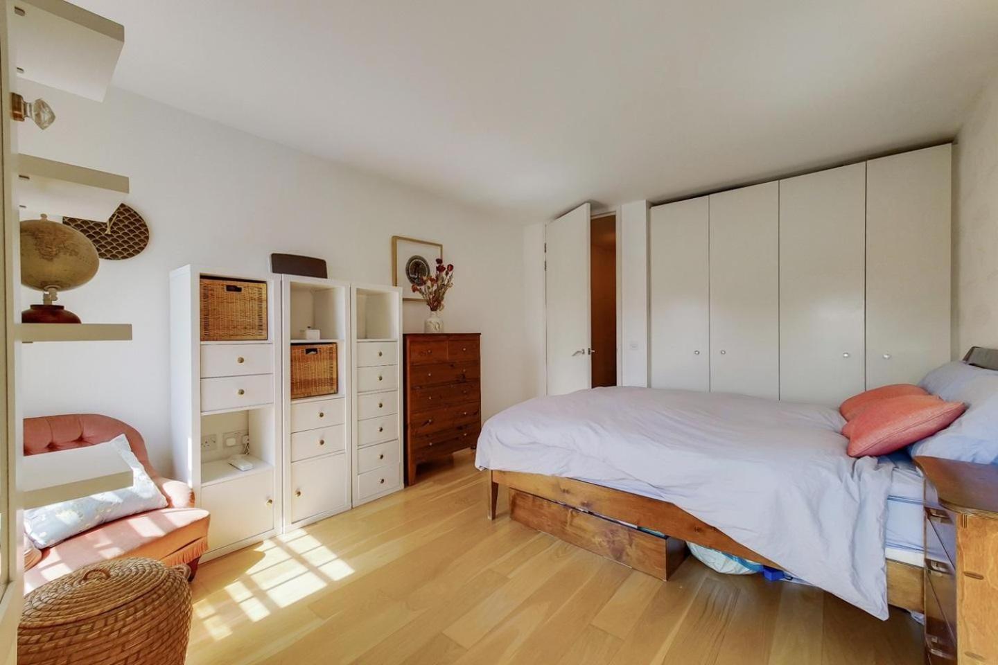 Greenwich Mill - Modern Comfort & Historic Charm Apartment *